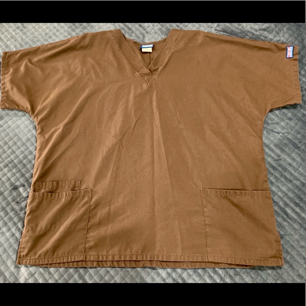 Cherokee Workwear V-neck scrub top